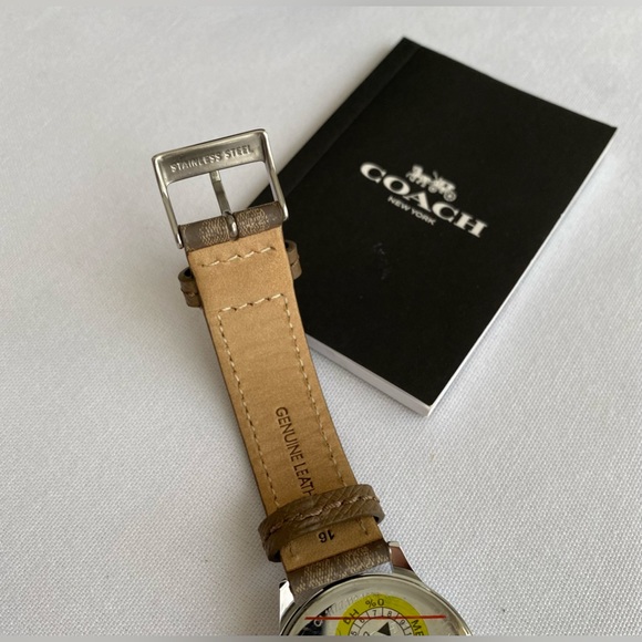 NWT WOMEN COACH FLORAL LEATHER WATCH - Picture 8 of 11